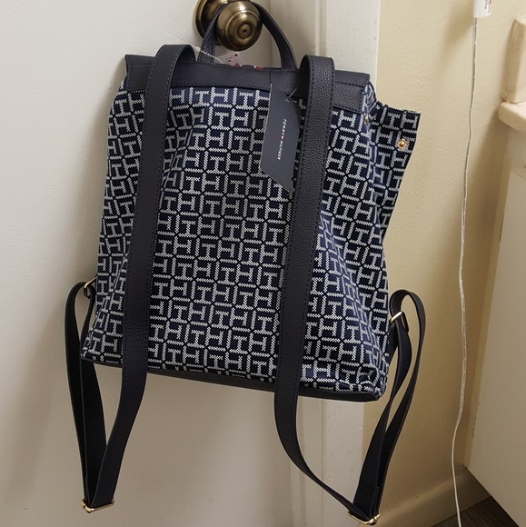 😍😍Authentic Tommy Hilfiger unisex backpack - Picture 5 of 8